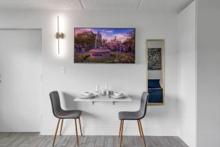 Warm Studio 8 min to Disney w Pool and Free Parking - Kissimmee - 3