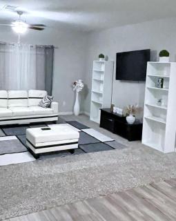 443 beautiful decor with sleeps 8 - Anna - 8