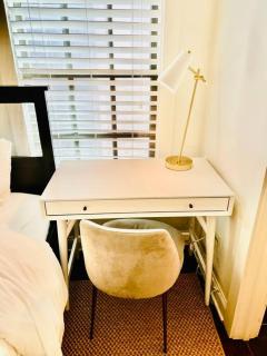 Bedroom Historic House A1D - 9