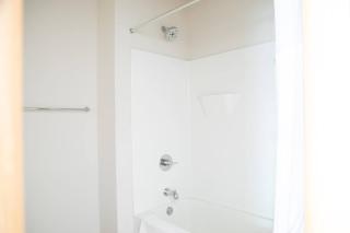 East Side Studio R5 - Near Brady and Fiserv with Balcony - Milwaukee - 3