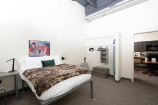 Brewery District EL1 - Just 3 Blocks to Fiserv with Gym and Parking - Milwaukee - 2