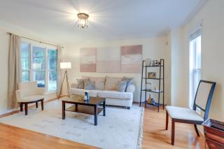Spacious Stockbridge Manor Pool Table, 2 Kitchens - Stockbridge - 7