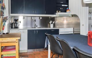 Lovely Home In Hadsund With Kitchen - Hadsund - 7