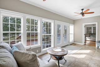 La La Lakehouse Sleeps 6 - Lake Murray Shores - 4