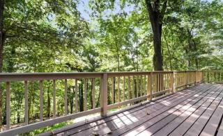Mountain Views w Fire Pit Deck Grill & Amenities - Hedgesville - 8