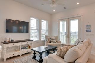 Walk to Ocean Home with Deck in Surfside Beach! - Surfside Beach - 7