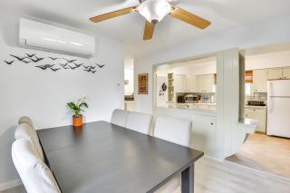 Walk to Downtown - Home with Porch in Clayton! - Clayton - 2