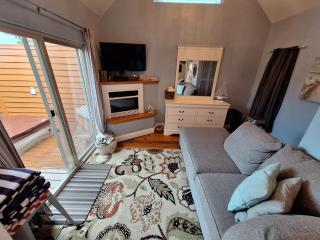 Ocean Cabin 23 With Private Hot Tub Honeymoon - Smith River - 4