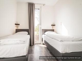 Cozy Chalet Near North Sea - 7