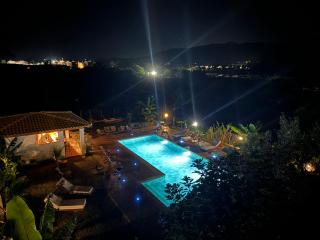 Kapetanios Luxury - Agios Georgios - 5