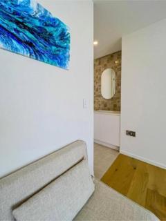 Large New Large Luxury Villa - Gold Coast - 3