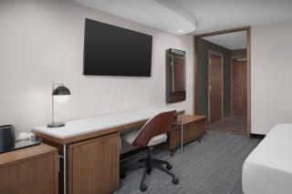 Courtyard by Marriott Paso Robles - 7