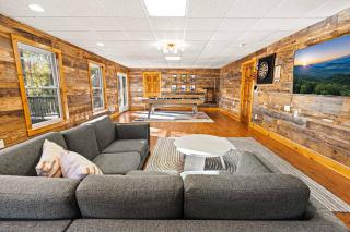 Pickelball,Hot tub - Family Entertainment - 5br - Clarkesville - 6