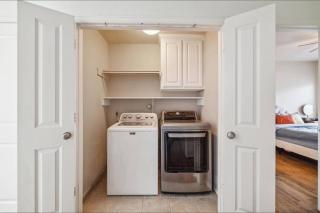 3BR 3Ba Home l Spacious l Walkable l Washington Ave - 4