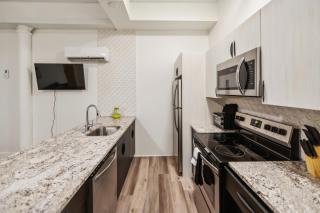 Lofts At Washington 310 Spacious 1 Bedroom 1 Bath - 8