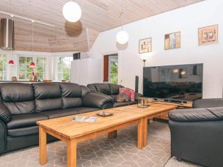 Luxury Pool House by Sea - By Traum Ferienwohnungen - 2