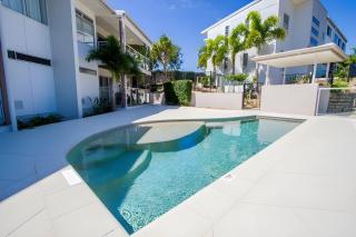 Dolphin Court - 4 BR Apartment with Pool - Agnes Water - 0