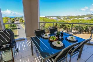 Dolphin Court - 4 BR Apartment with Pool - Agnes Water - 9