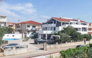 2 Bedroom Beautiful Apartment In Vodice - Vodice - 4