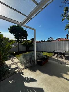 Luxe cottage in the heart of Sandy Bay - Sandy Bay - 9