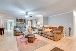 Ellenwood Family Home Fire Pit, Deck and Pool Table - Ellenwood - 7