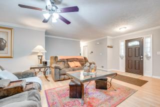 Ellenwood Family Home Fire Pit, Deck and Pool Table - Ellenwood - 5