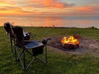 Lake Erie waterfront home with classic game arcade - North East - 8