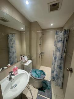 Azure Urban Dream Staycation - 9