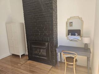 RoseIris Cottage - City Charm in Central West Hobart - - 4