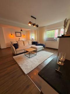 Noble Supreme Suite Near Center - - 0
