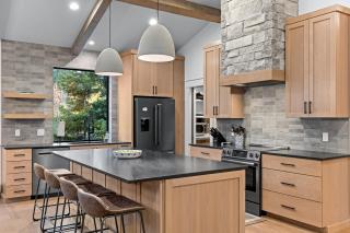 New! Spring Mtn Paradise - Pet friendly, single level w/hot tub and clubhouse access - McCall - 1