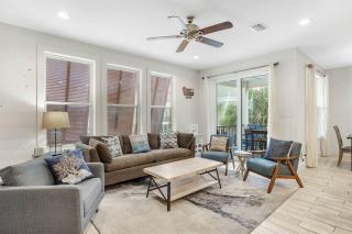 TRUE BLUE-Coastal cottage-3 min walk to beach! POOL! - Gulf Shores - 6