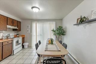 Mountain Biking Close By Fully Fenced Yard - Ferron - 8