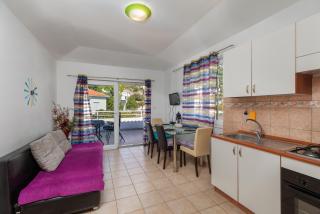 Apartments by the sea Igrane, Makarska - 22690 - Igrane - 3