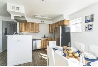 Modern Getaway in the Heart of Reno - Reno - 4