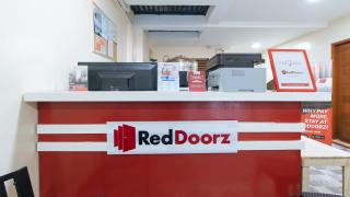 RedDoorz Plus near Uptown BGC Mall - Manila - 3