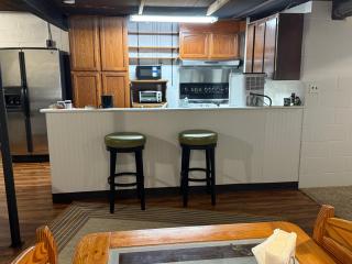2 Bedrooms Basement Apartment - Tallahassee - 7