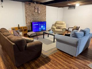 2 Bedrooms Basement Apartment - 6