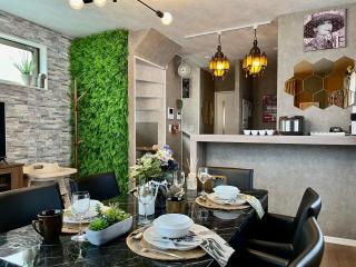 Detached house, 3min walk to STN, 17min to Asakusa, 10min to Skytree, direct to TYO airports, free parking - Tokyo - 0