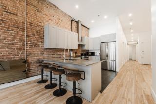 Elegant 3 Bedroom apartment in old port - 302 - Montreal - 5