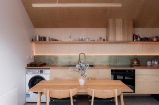 Little Brick Cottage - 9