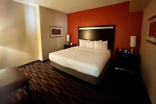 Wyndham Garden Lancaster CA - Lancaster - 1