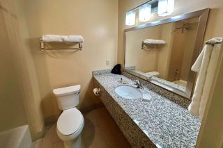 Wyndham Garden Lancaster CA - 4