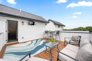Urban Rooftop of Downtown (1014 Franklin St) - Clarksville - 0