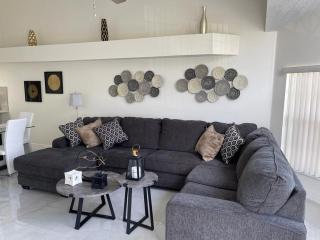 Grand Luxury 3BR Penthouse near Disney Parks - Kissimmee - 4