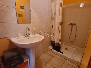 Gîte et camping à la ferme avec espace détente - Profitez de la campagne du Berry - FR-1-591-558 - 7