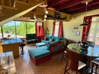 Romantic Attic - Castries - 8