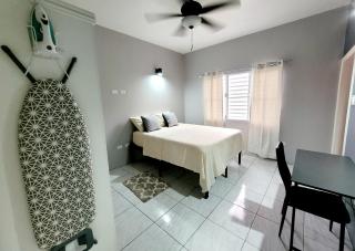 Rest Easy at Cunningham Suites 3 & 4 - Ottleyʼs - 1