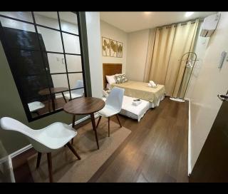 A & G Lodge - - 1