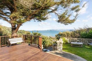 Sea views from holiday home - Lower Hutt - 4